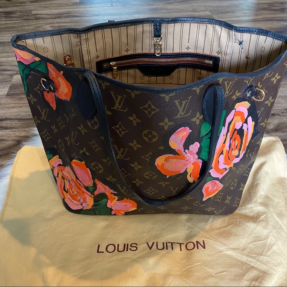 Louis Vuitton Neverfull MM - Picture 10 of 17